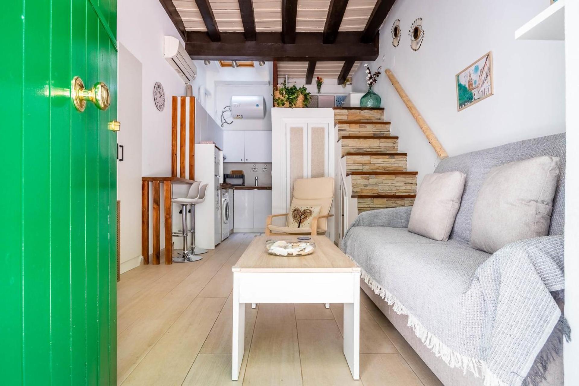 Comfy Away - Estudio En Patio De Vecinos En Las Setas 塞维利亚 外观 照片